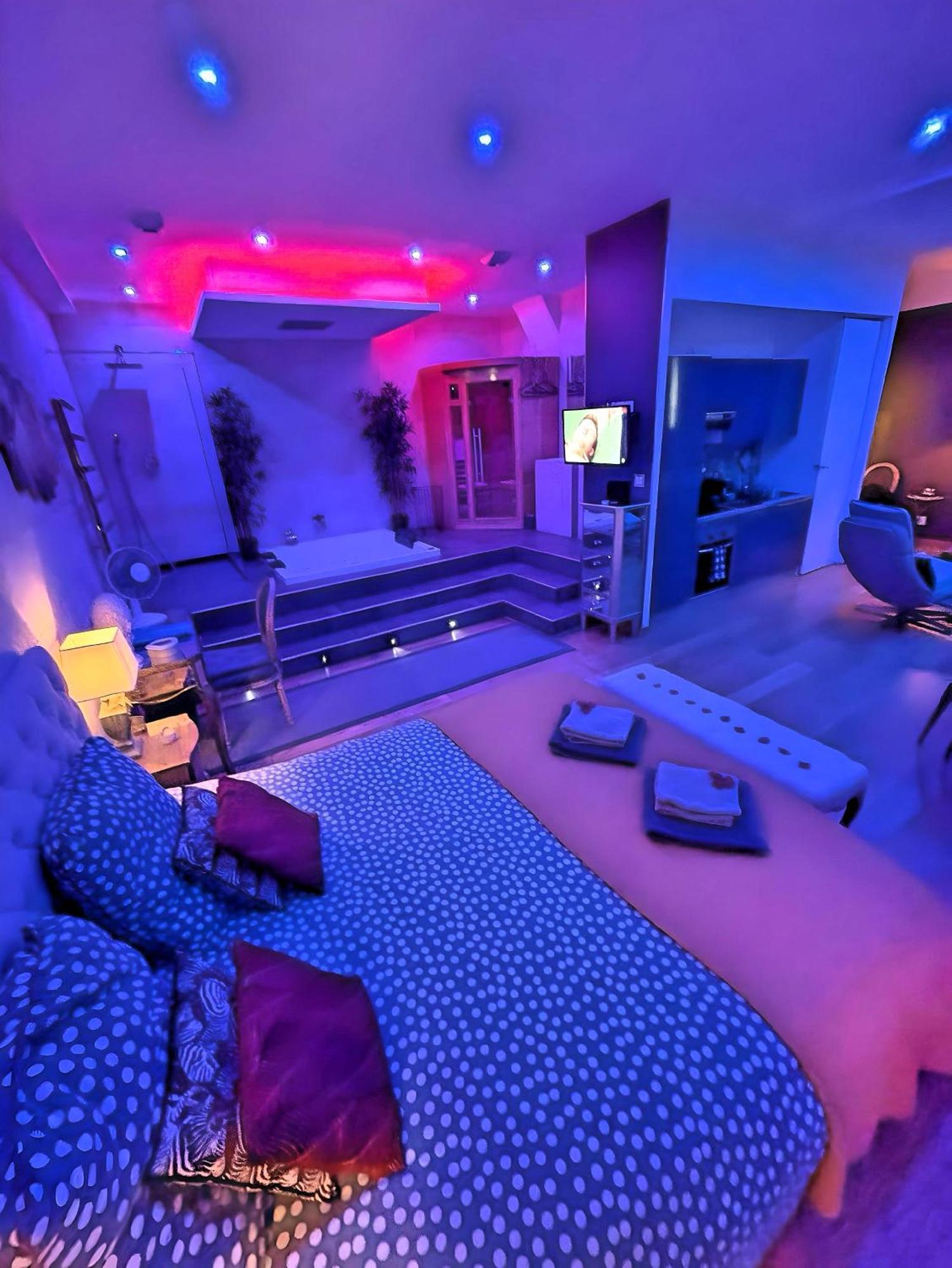Loft & Spa Privatif Dijon Eksteriør billede